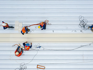 Commercial Roofing Services That Last1